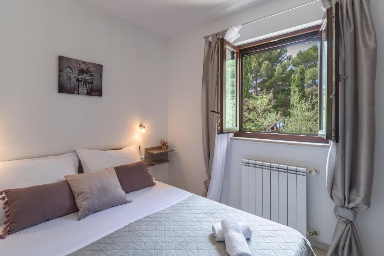 Pinia-marina Apartmán *
