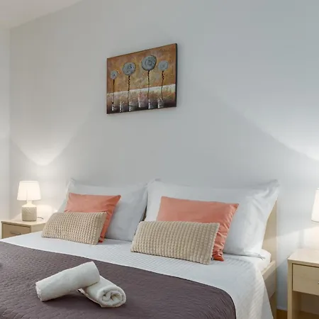 Studio Apartments Pinia-Marina Porec Exterior photo