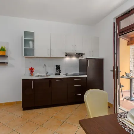 Studio Apartments Pinia-Marina Porec Exterior photo
