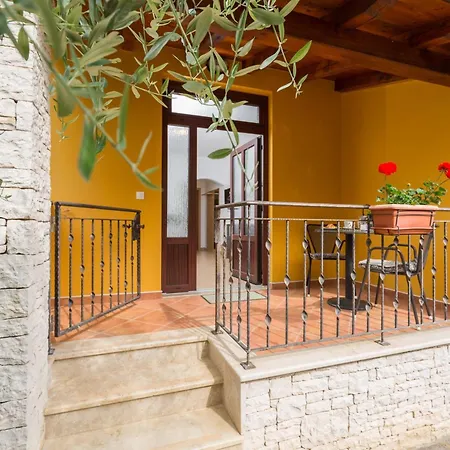 Studio Apartments Pinia-Marina Porec Exterior photo