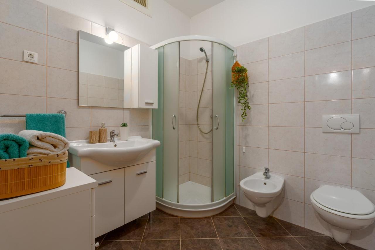 Pinia-marina Appartement *